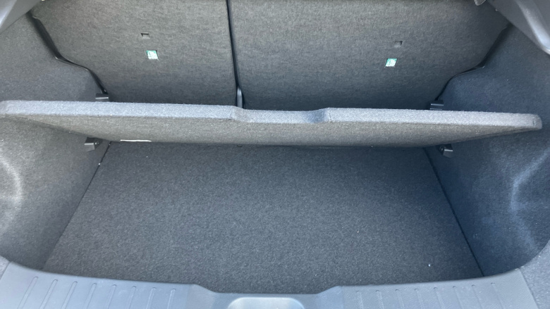 Nissan Juke 1.0 DiG-T N-Connecta 5dr Petrol Hatchback